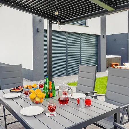 Calvo Leba, Nowecin פארק נופש *